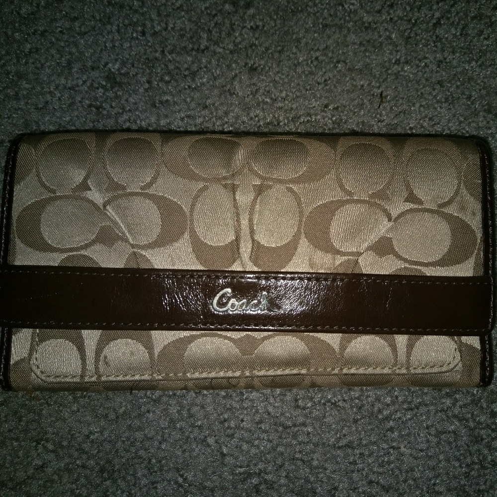 Coach wallet